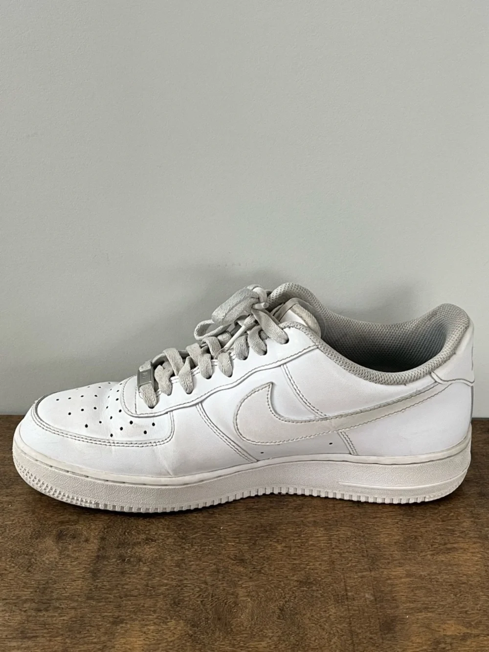 Nike Air Force 1 Low White Leather Sneakers Classic AF1 Size 10